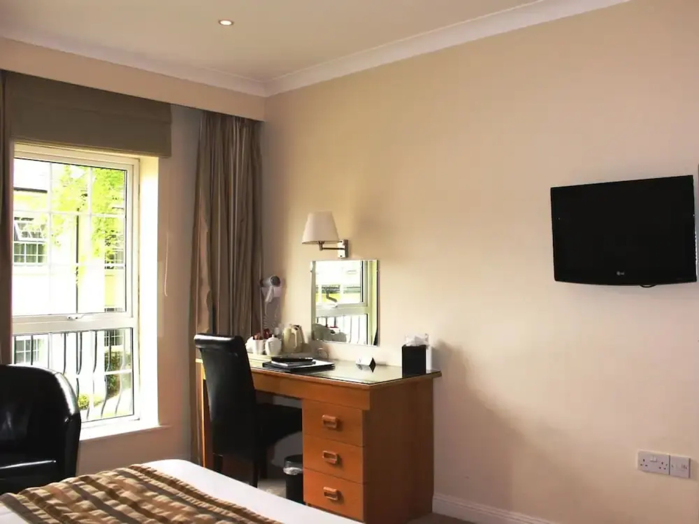 Best Western Forest Lodge