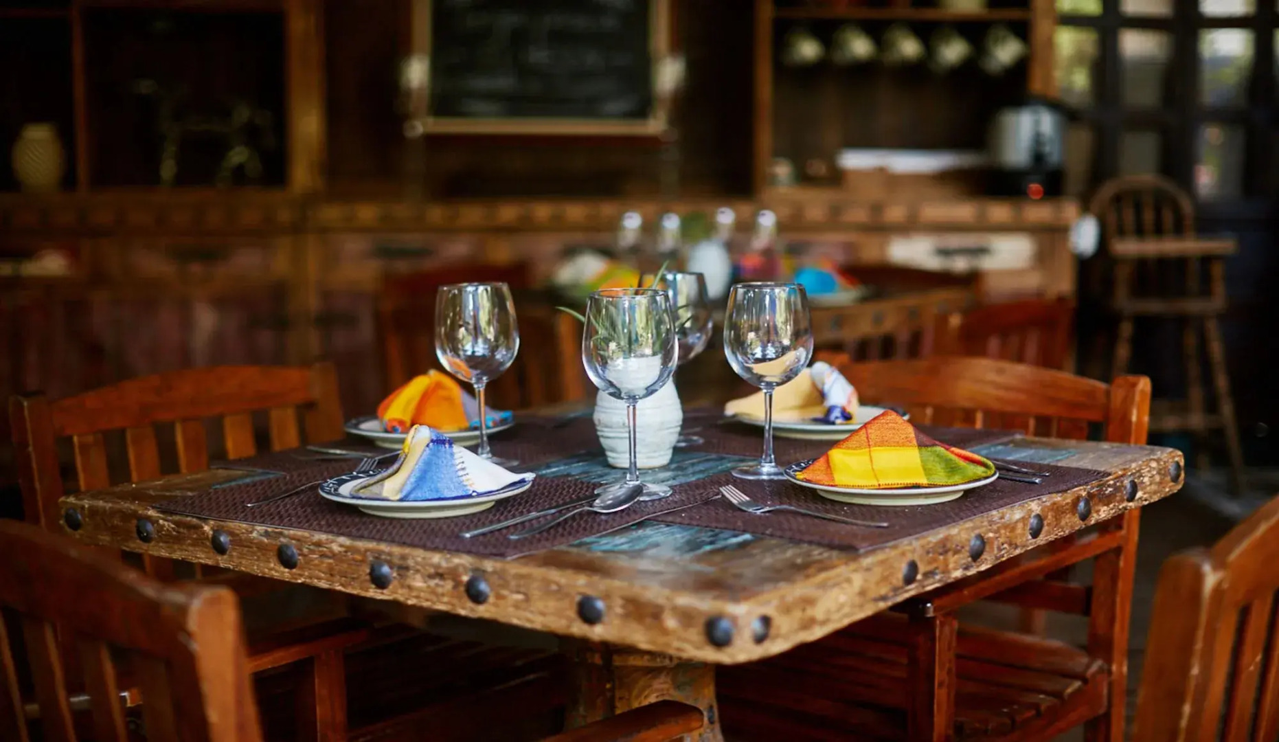 Mesón De Leyendas Breakfast & Downtown