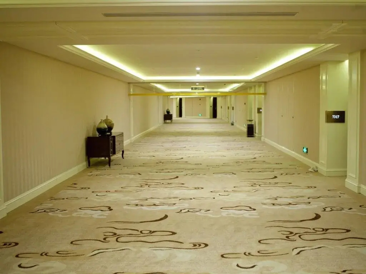 Jing Cheng Earthsea SPA Holiday Center - Ruili