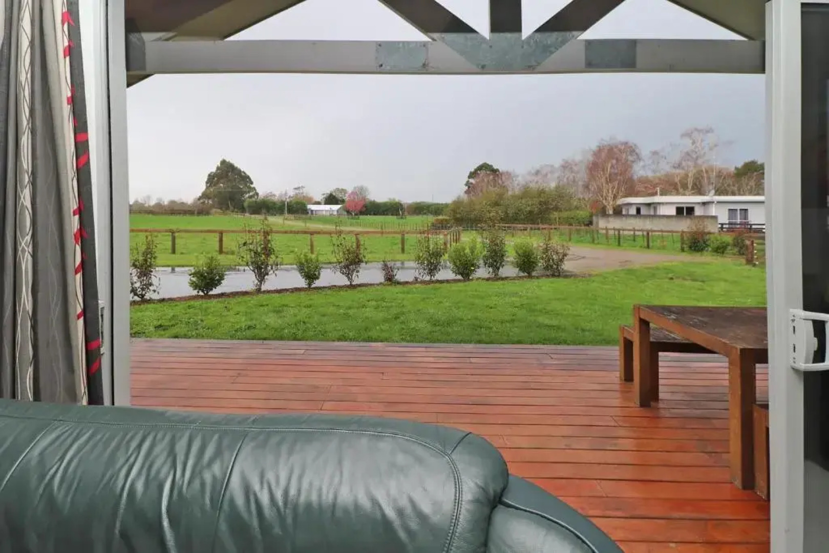 Country Living on Raynes Road