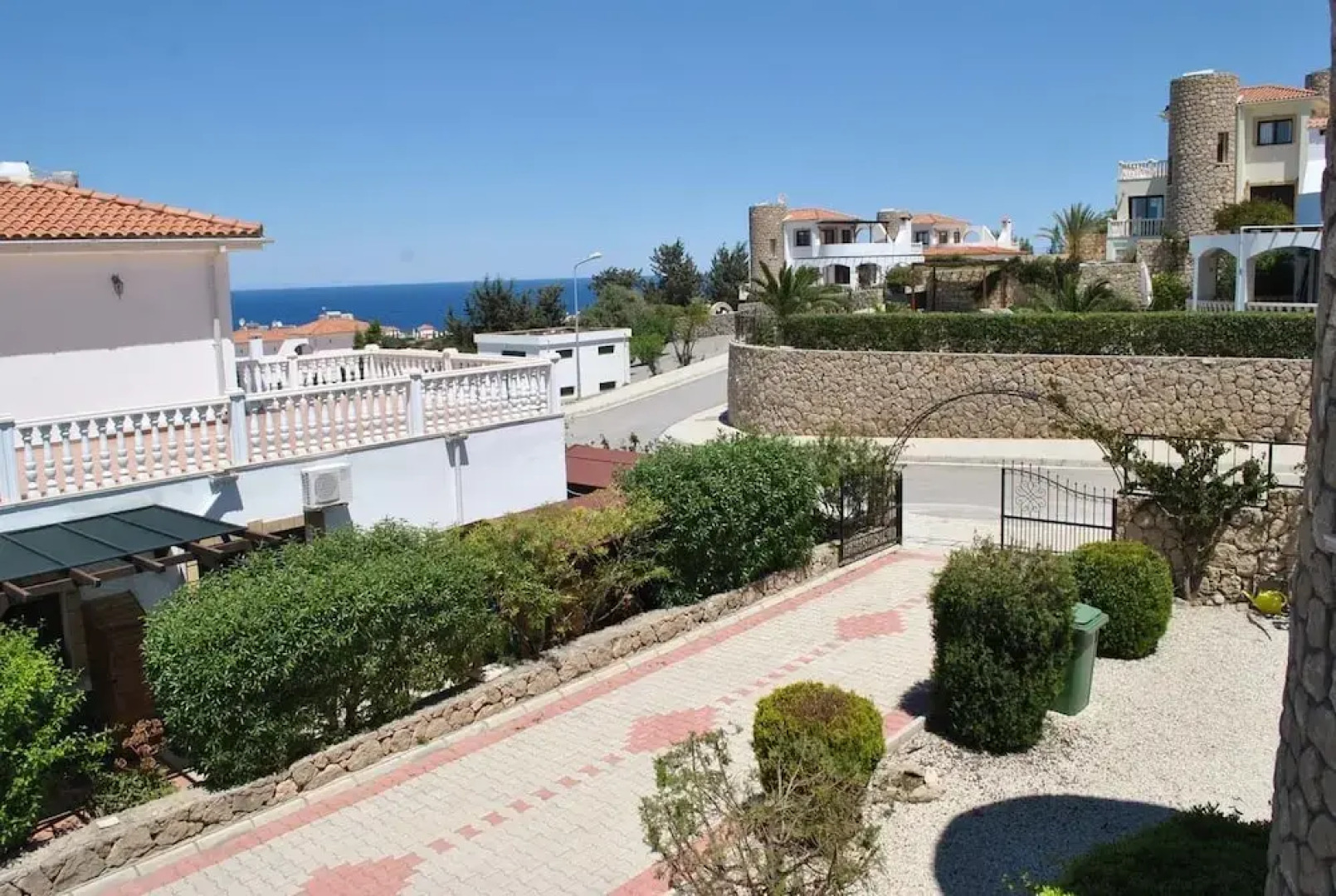 Villa Sunset 4 by Amy Villas