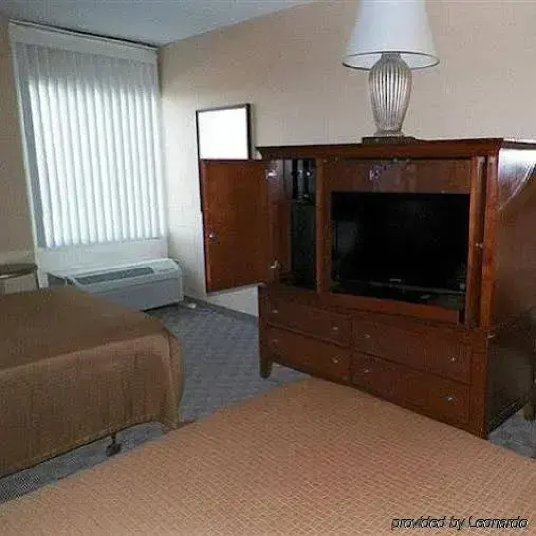 Sunlac Inn