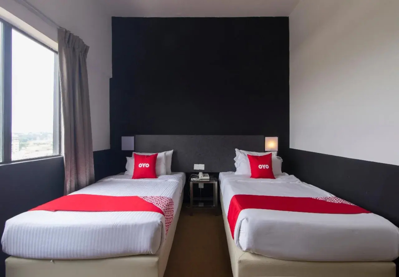 OYO Capital O 89357 Unicorn Hotel