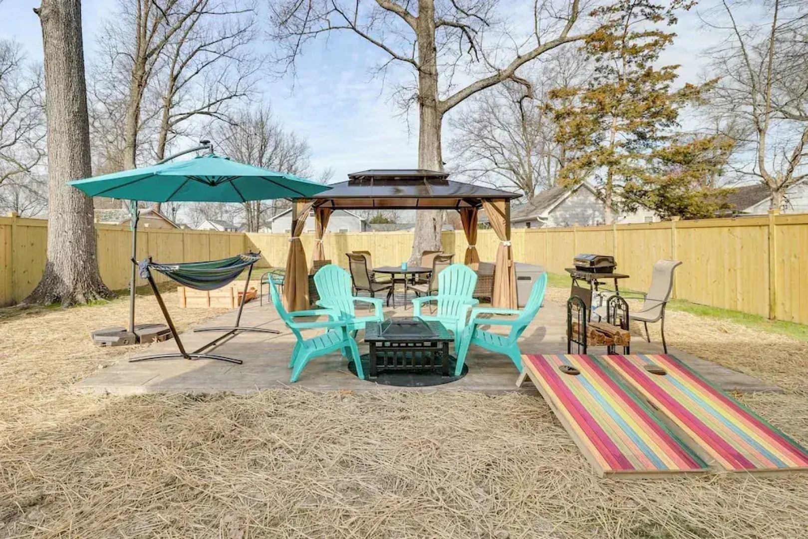 Walk to Bay: Home w/ Fenced Yard in Colonial Beach