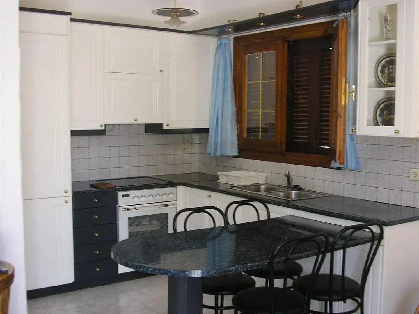 Olympia Paxos Apartment