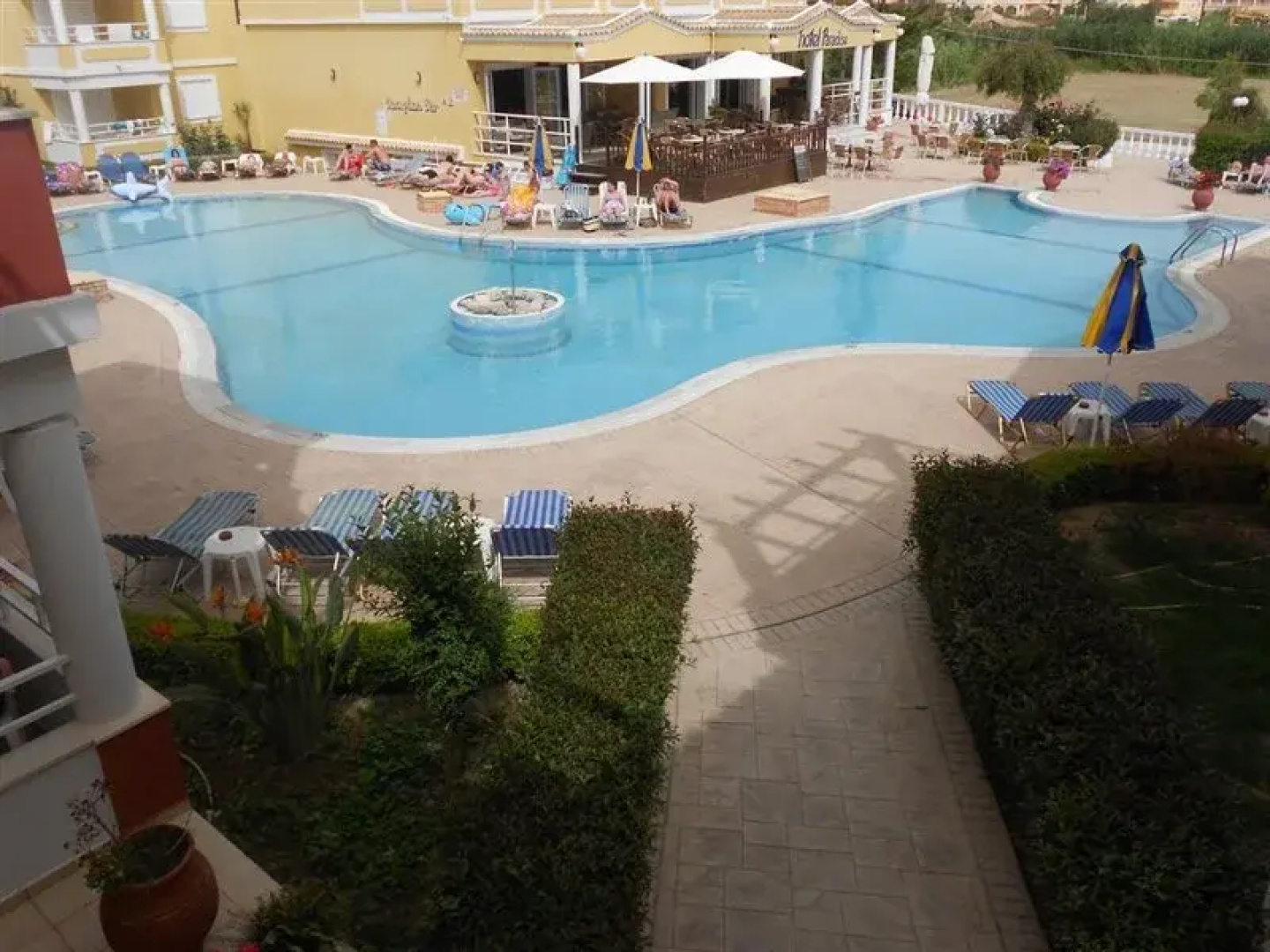Katerina Studios & Apartments