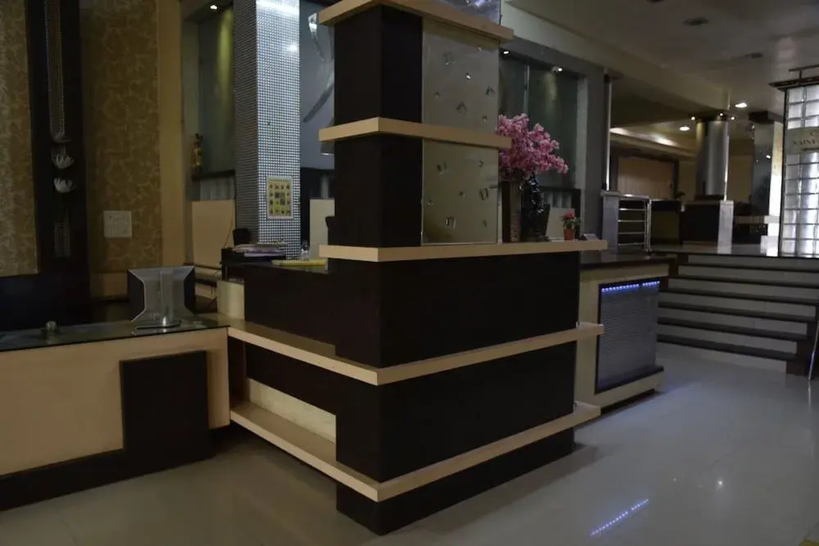 Oyo 49896 Hotel Ic Inn