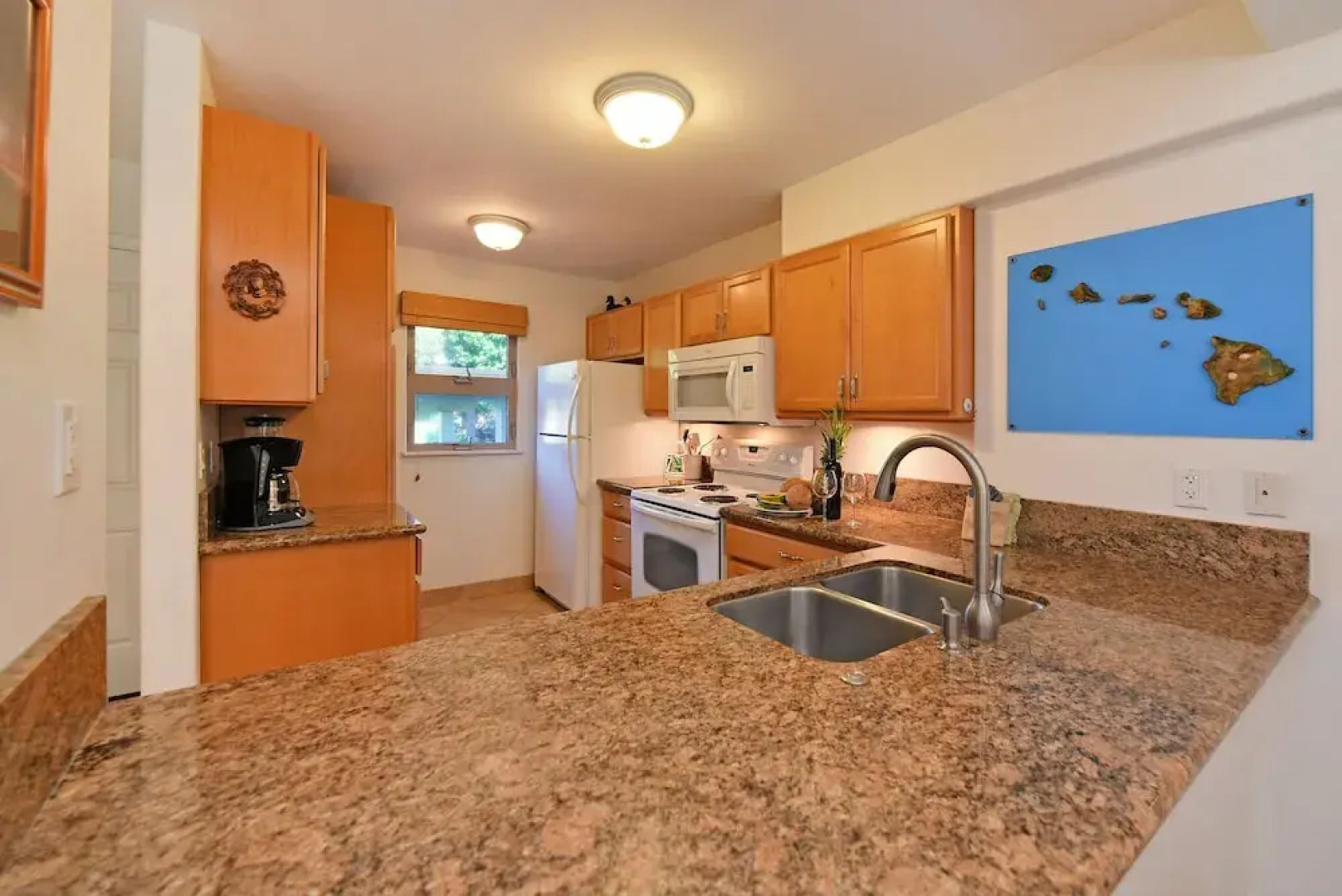 Puamana 35-2 by RedAwning