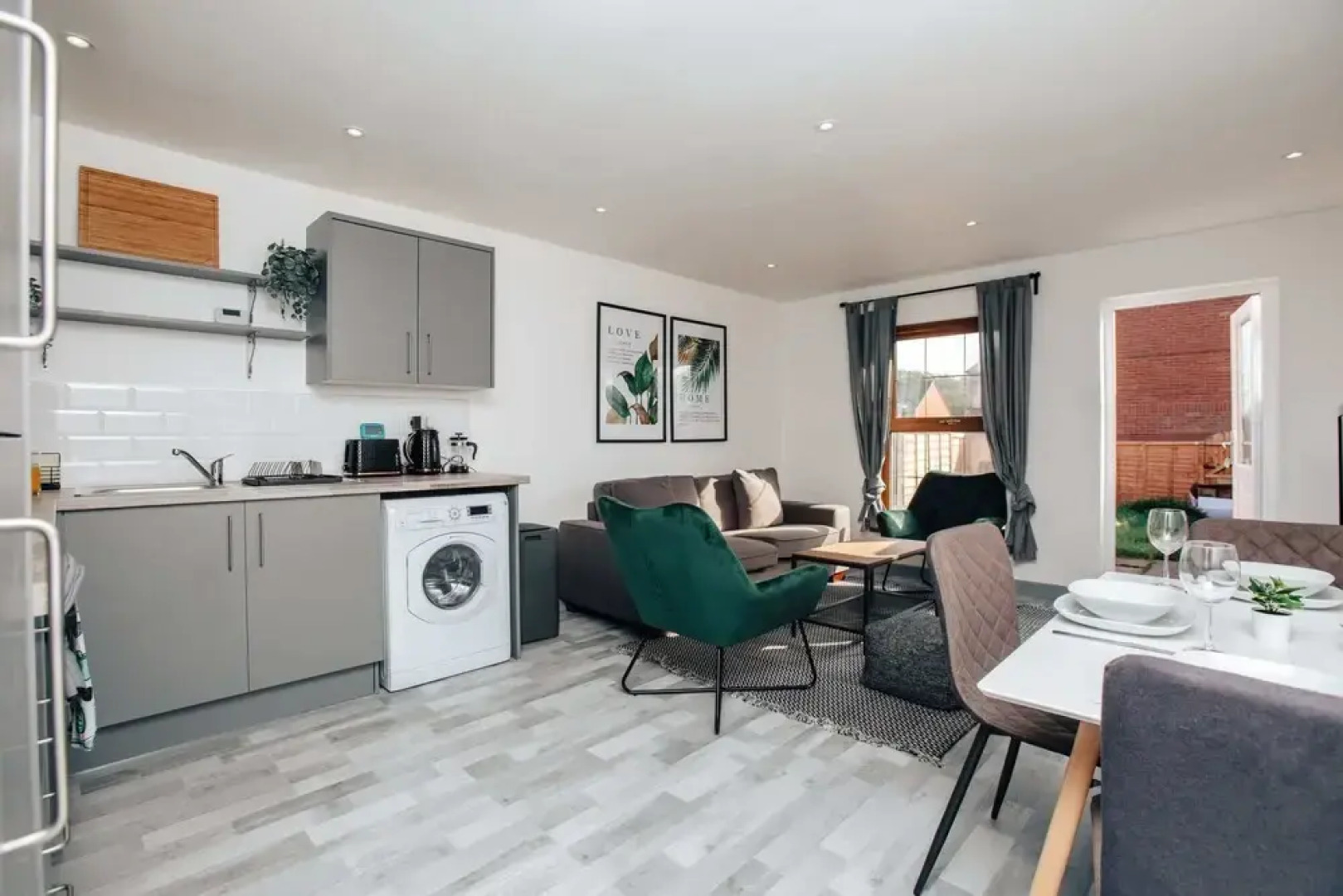 Stunning 3 BD Townhouse IN Tipton-15 Mins TO Bham