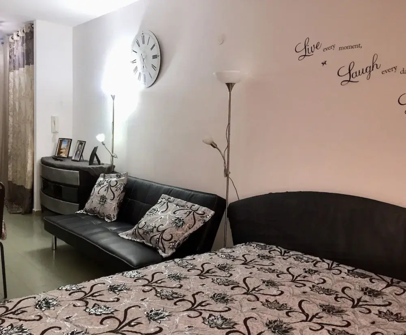 Monolocale con vista mare