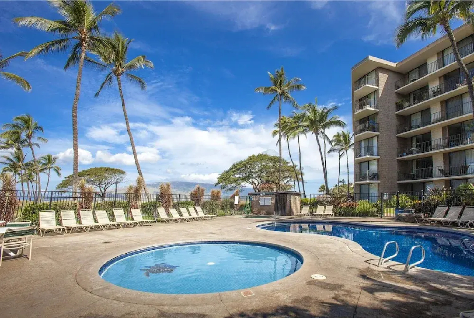 Kauhale Makai - Maui Condo & Home