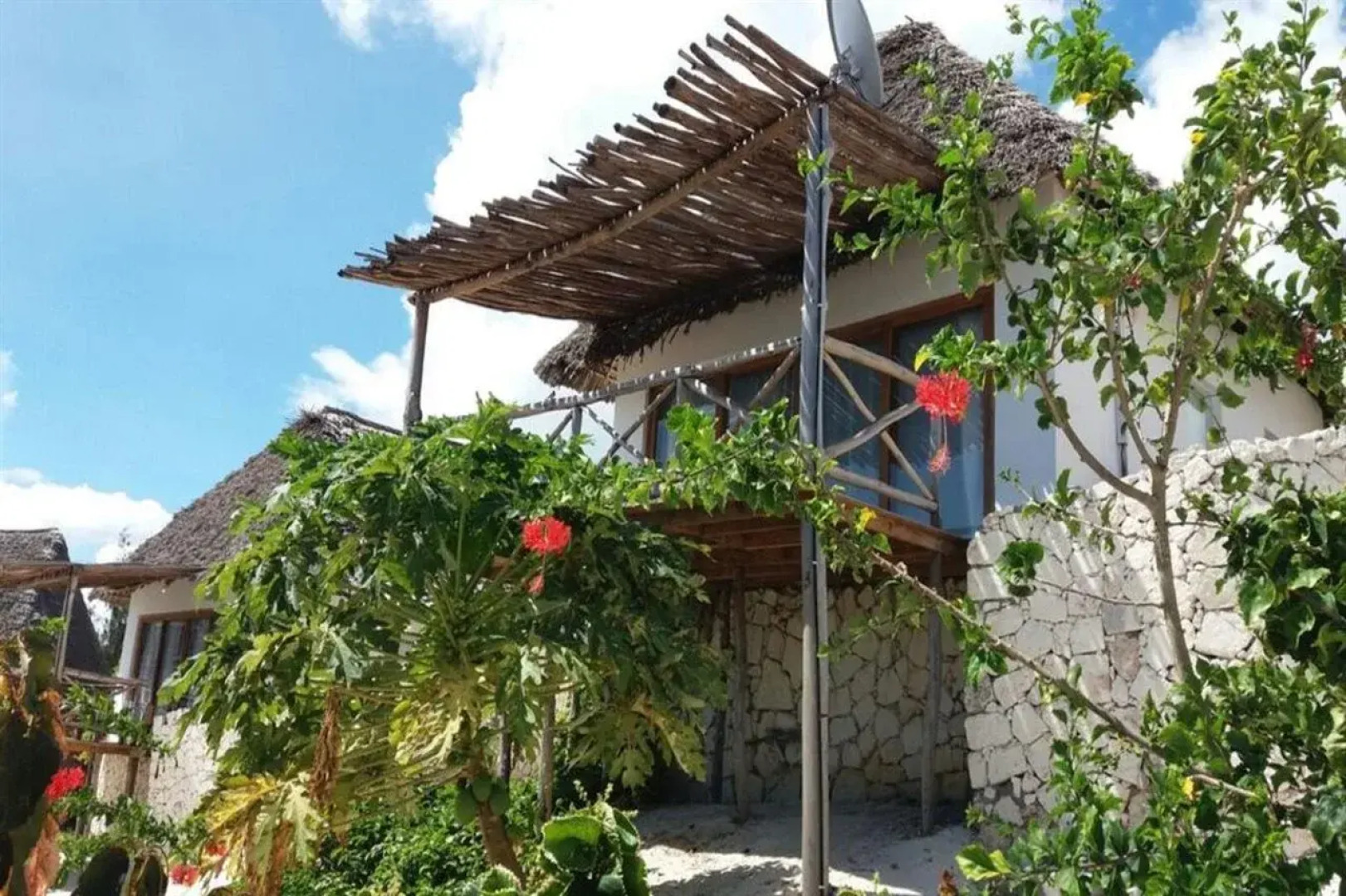 Zanbluu Beach Hotel