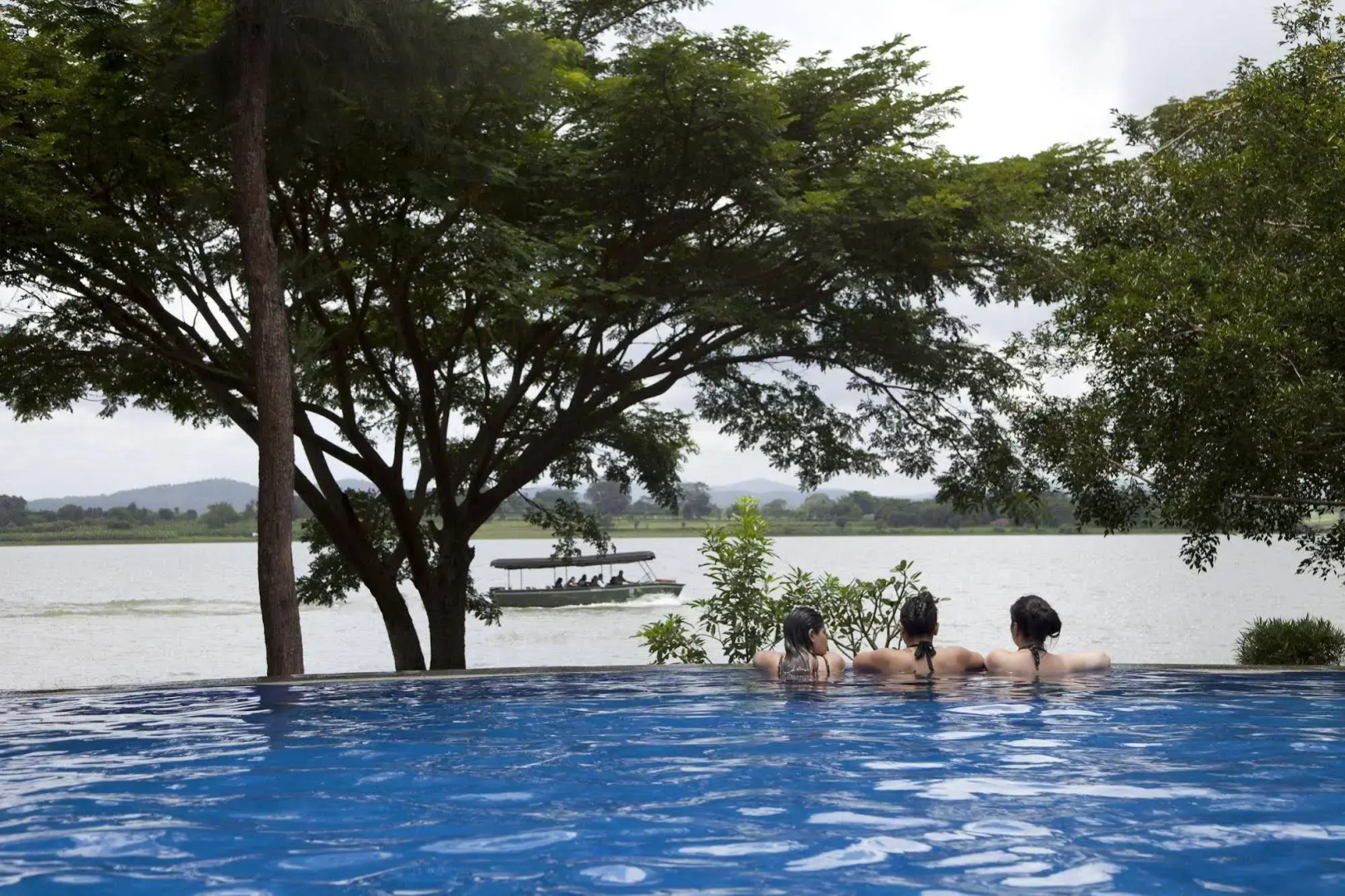 Waterwoods Lodge Kabini