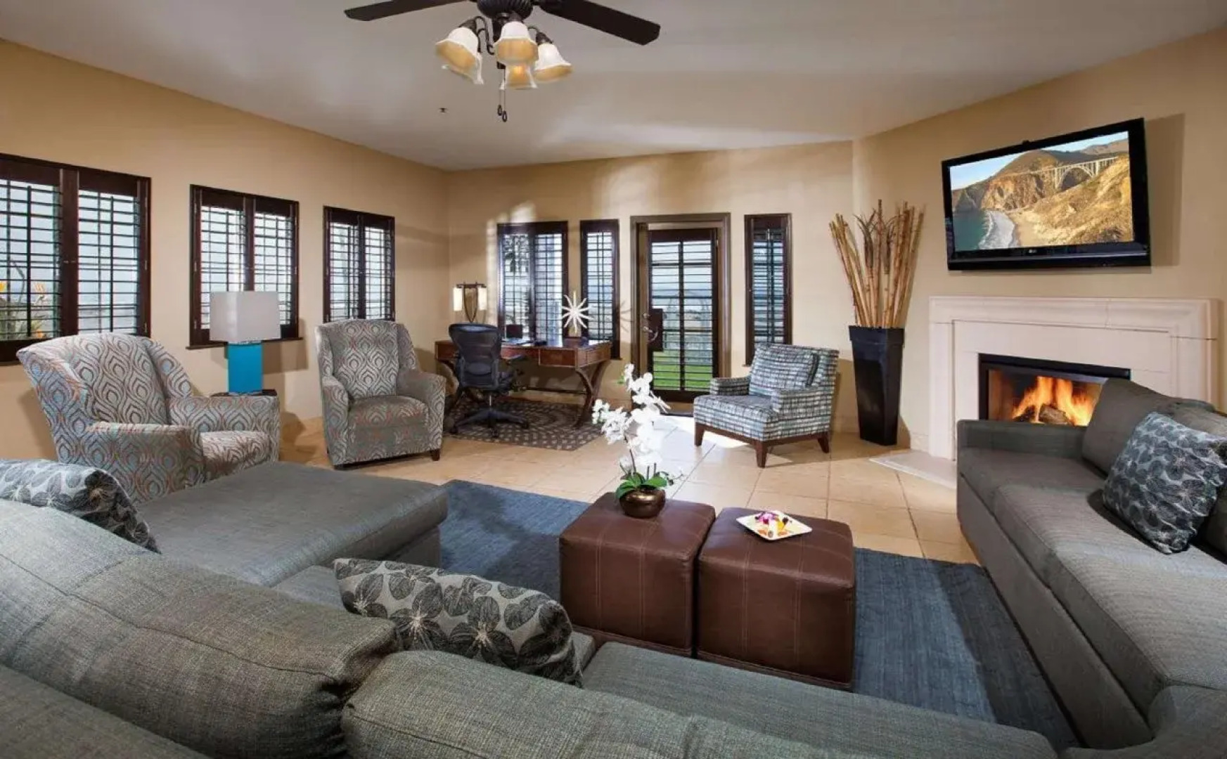 Zachari Dunes on Mandalay Beach, Curio Collection by Hilton