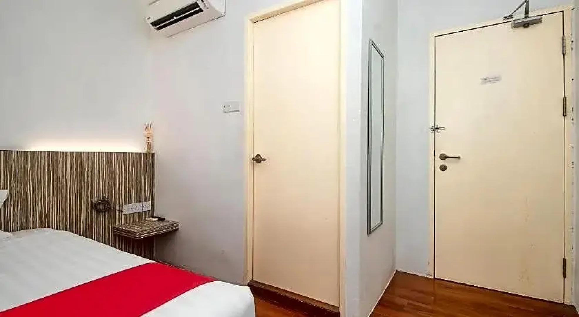 OYO 90102 7 Days Lodge