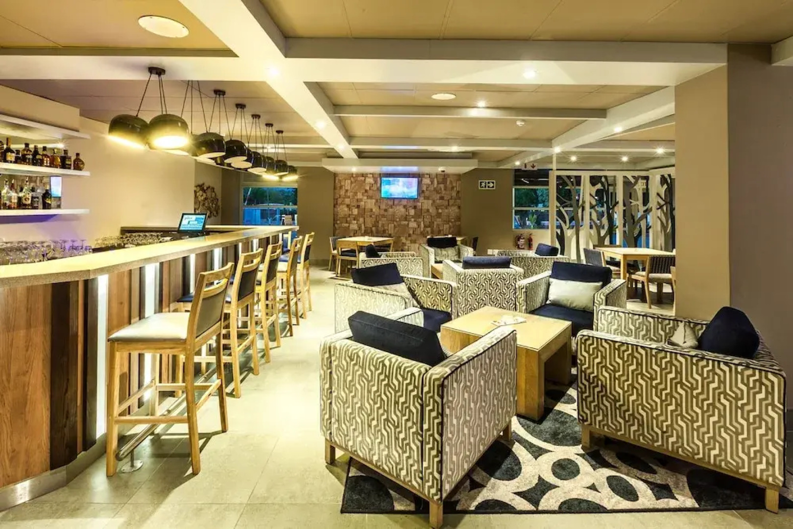 Peermont Metcourt Hotel