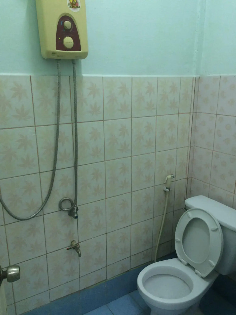 Supreeya Guesthouse - Hostel