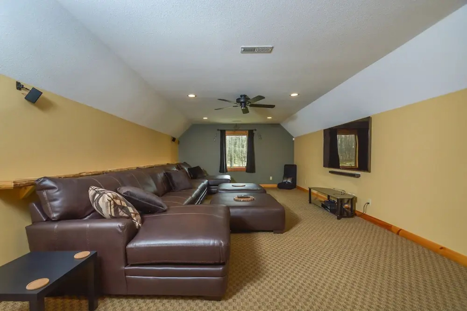 Boulder Escape 5 Bedroom House