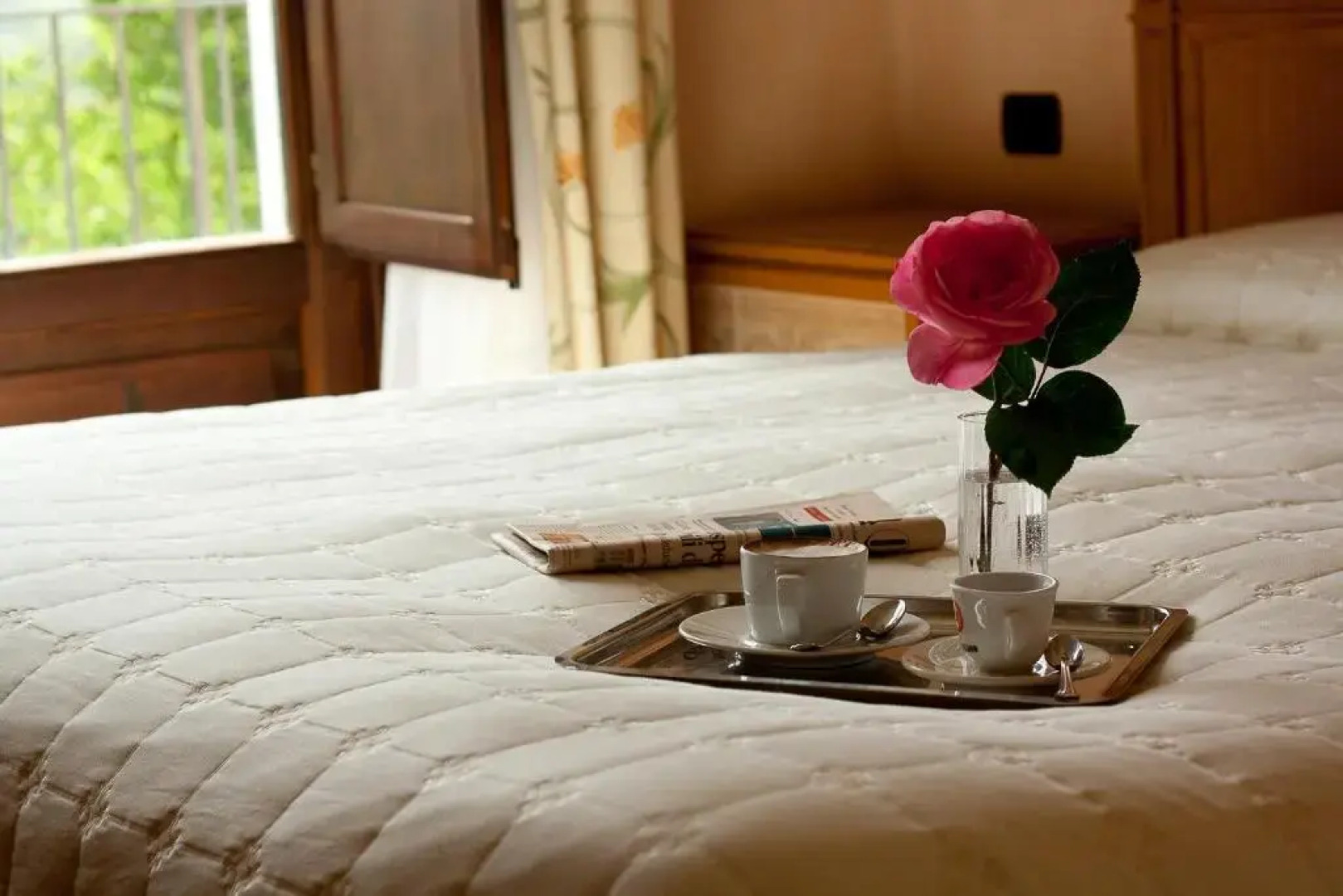 La Rosa Nel Bicchiere