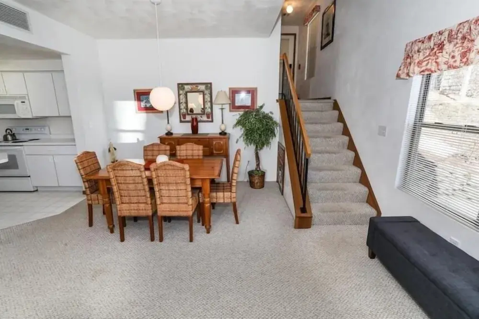 Seven Springs Stonegate 2 Bedroom Condo, Ski-In/Out, Sleeps 8! by RedAwning