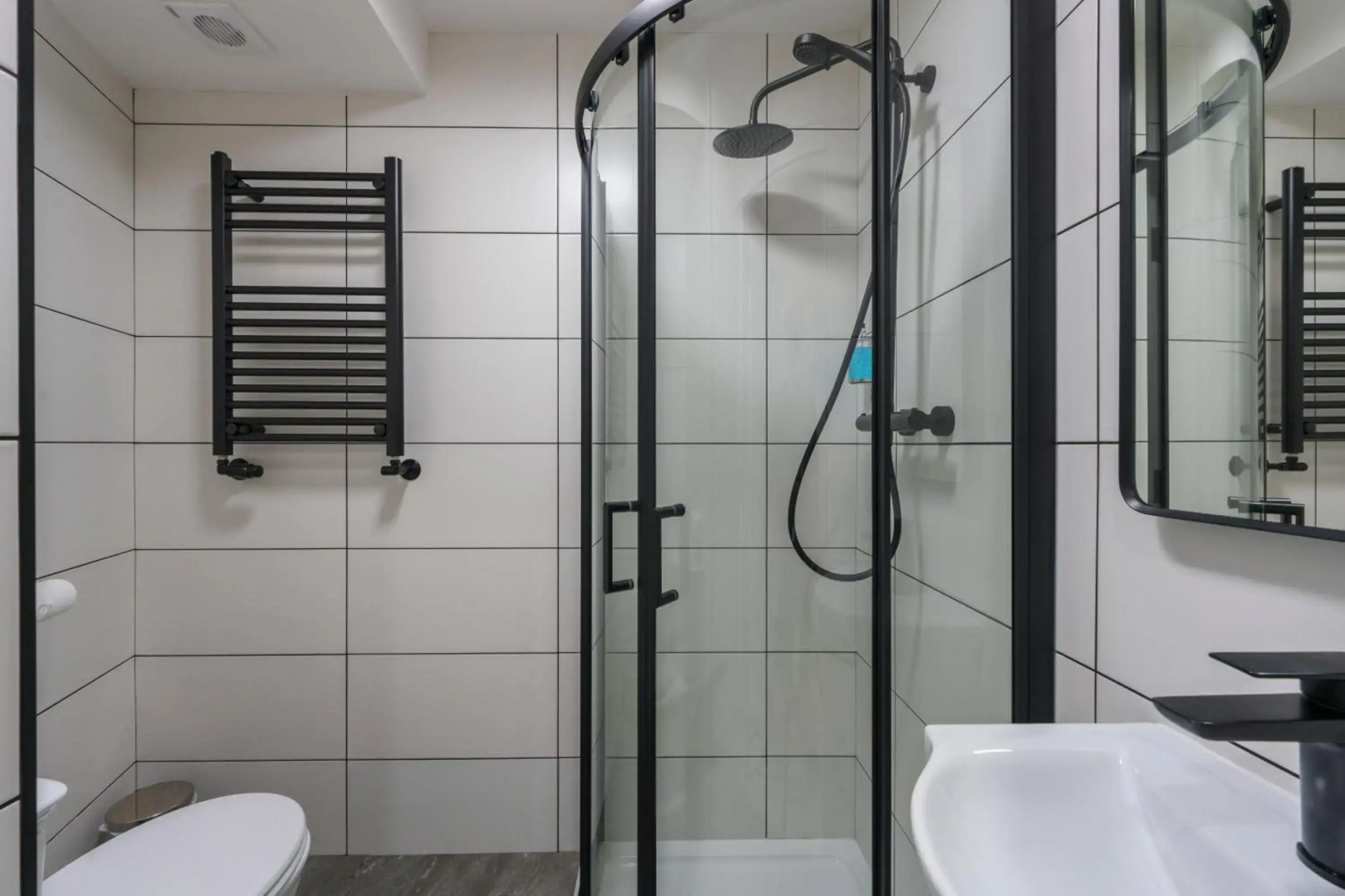 Temple Bar Lane by the KeyCollections