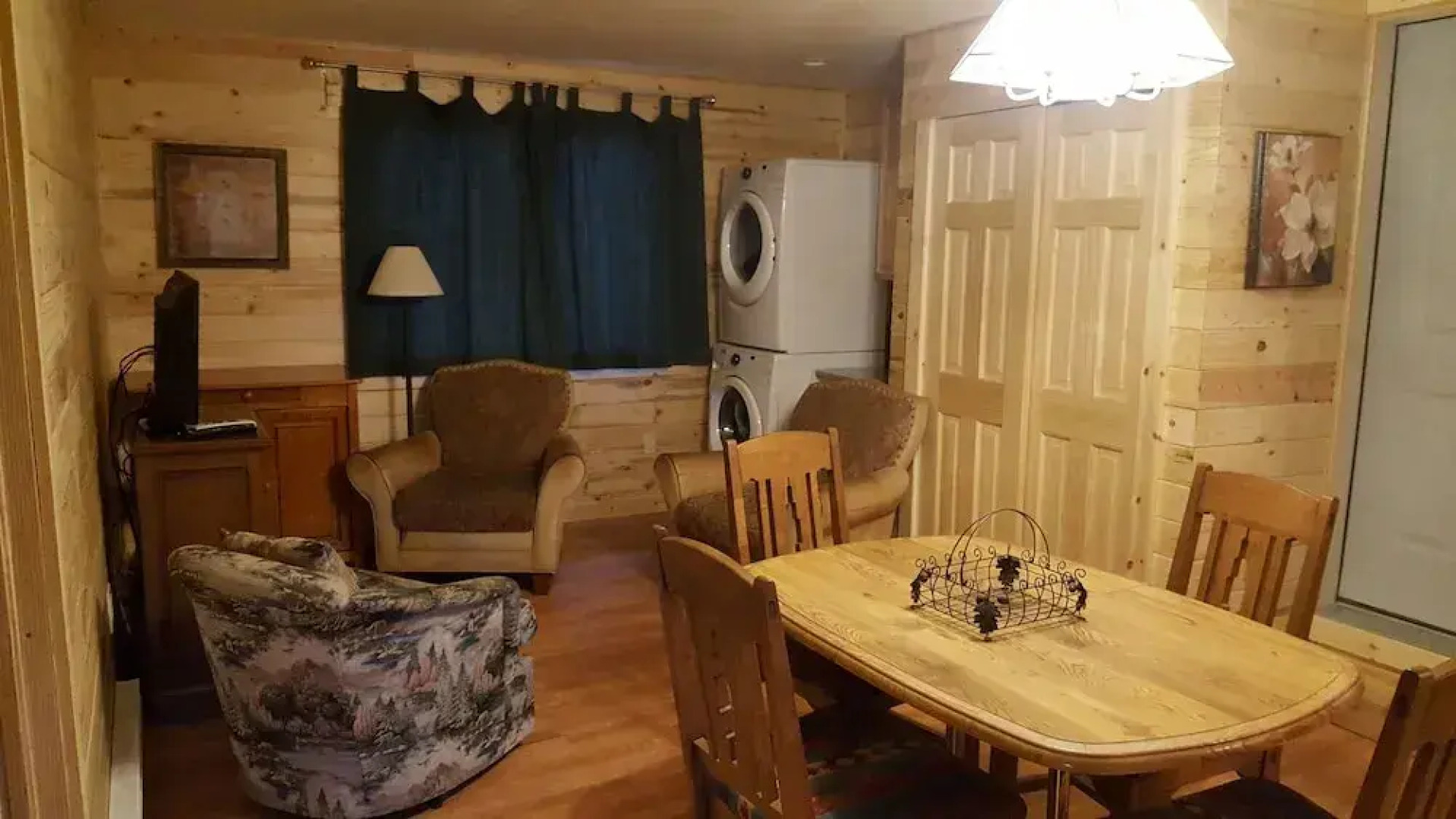 Wild Skies Cabin Rentals in Craig