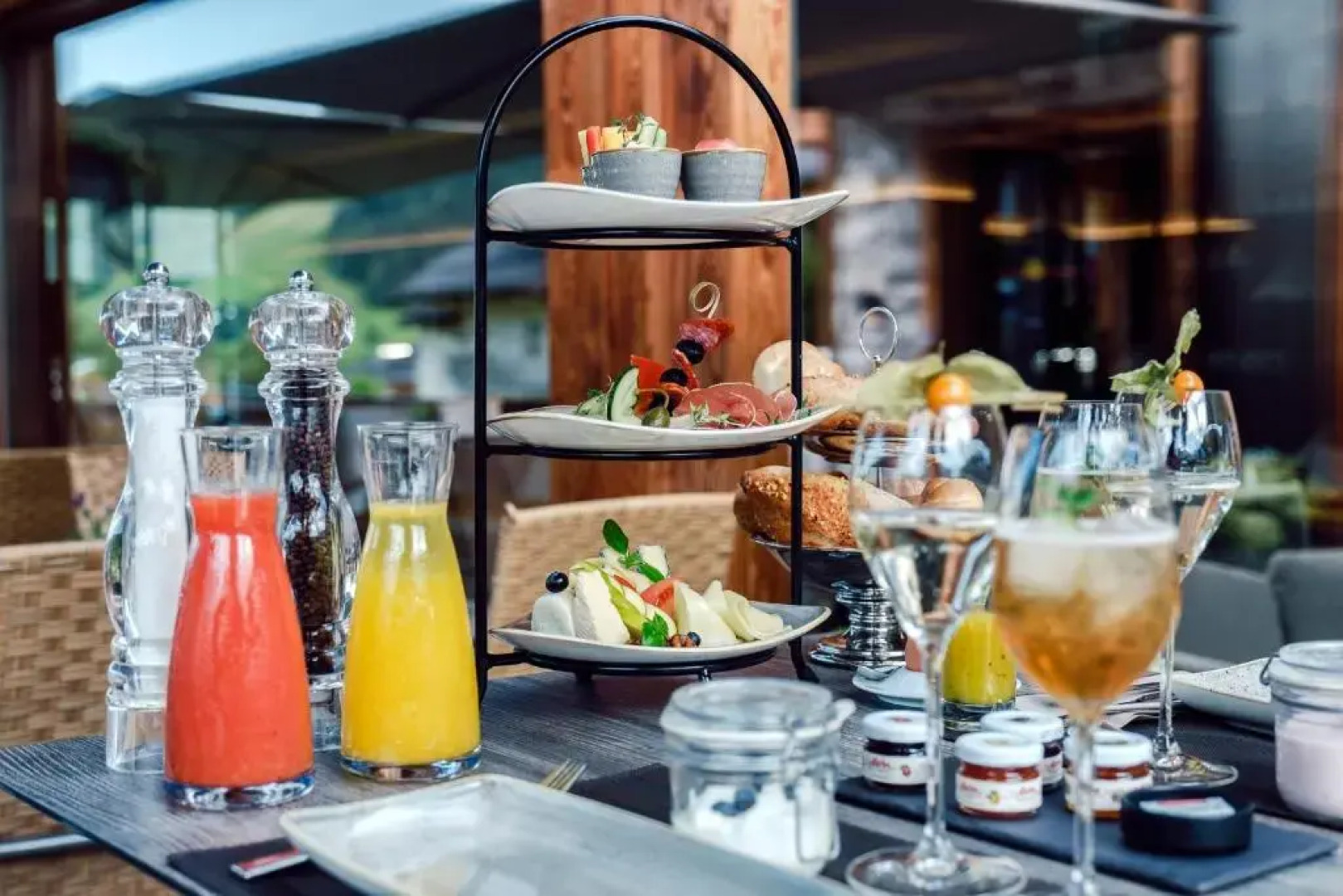 Almmonte Präclarum Suites Design Hotel