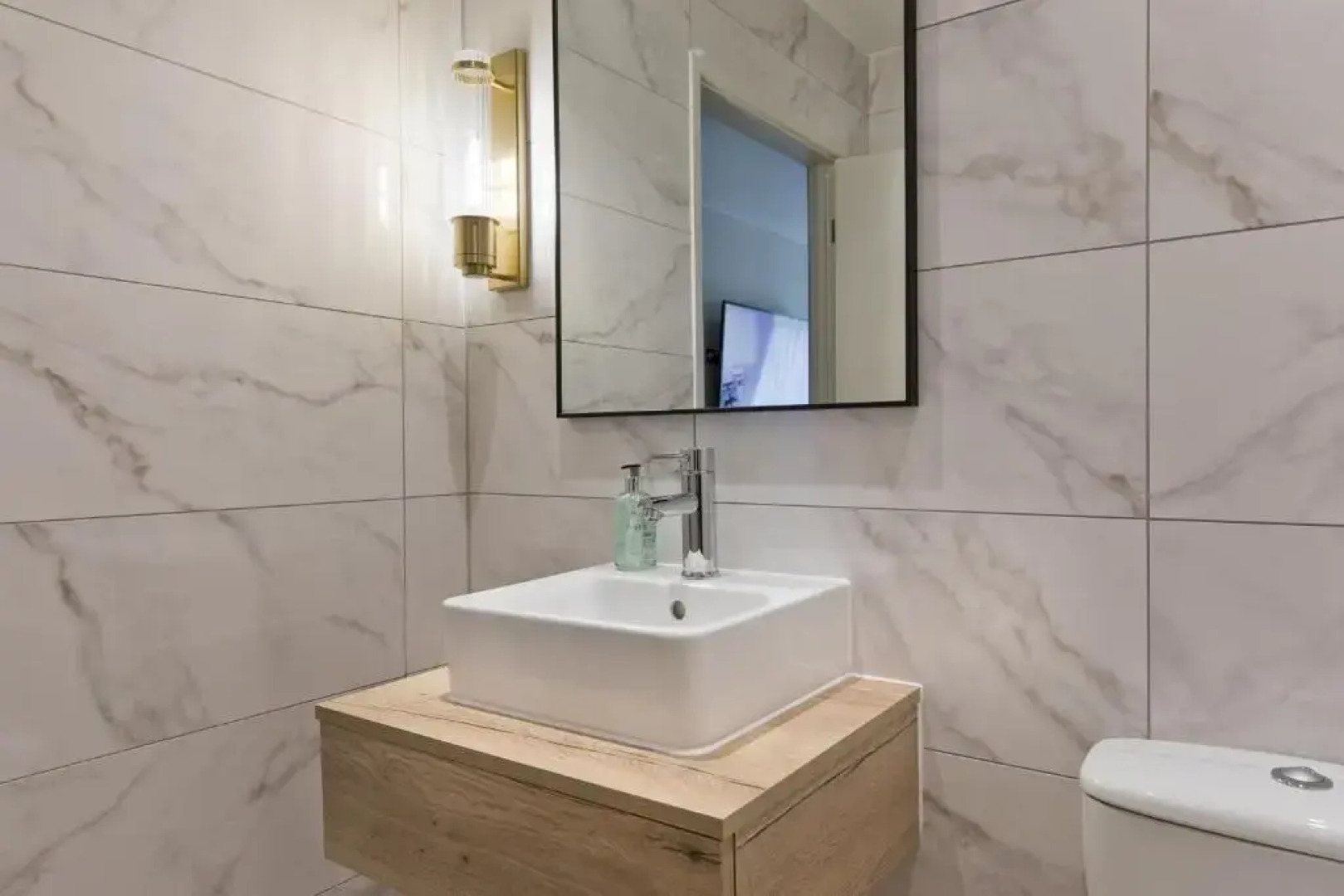 Blue Bell Lodge Hotel