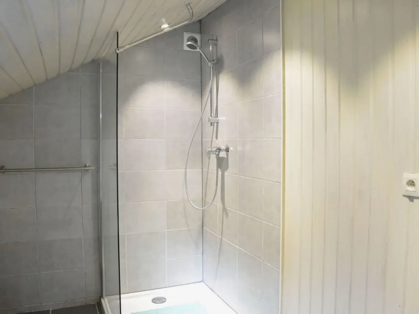 Cozy Cottage in Han-sur-Lesse near Forest