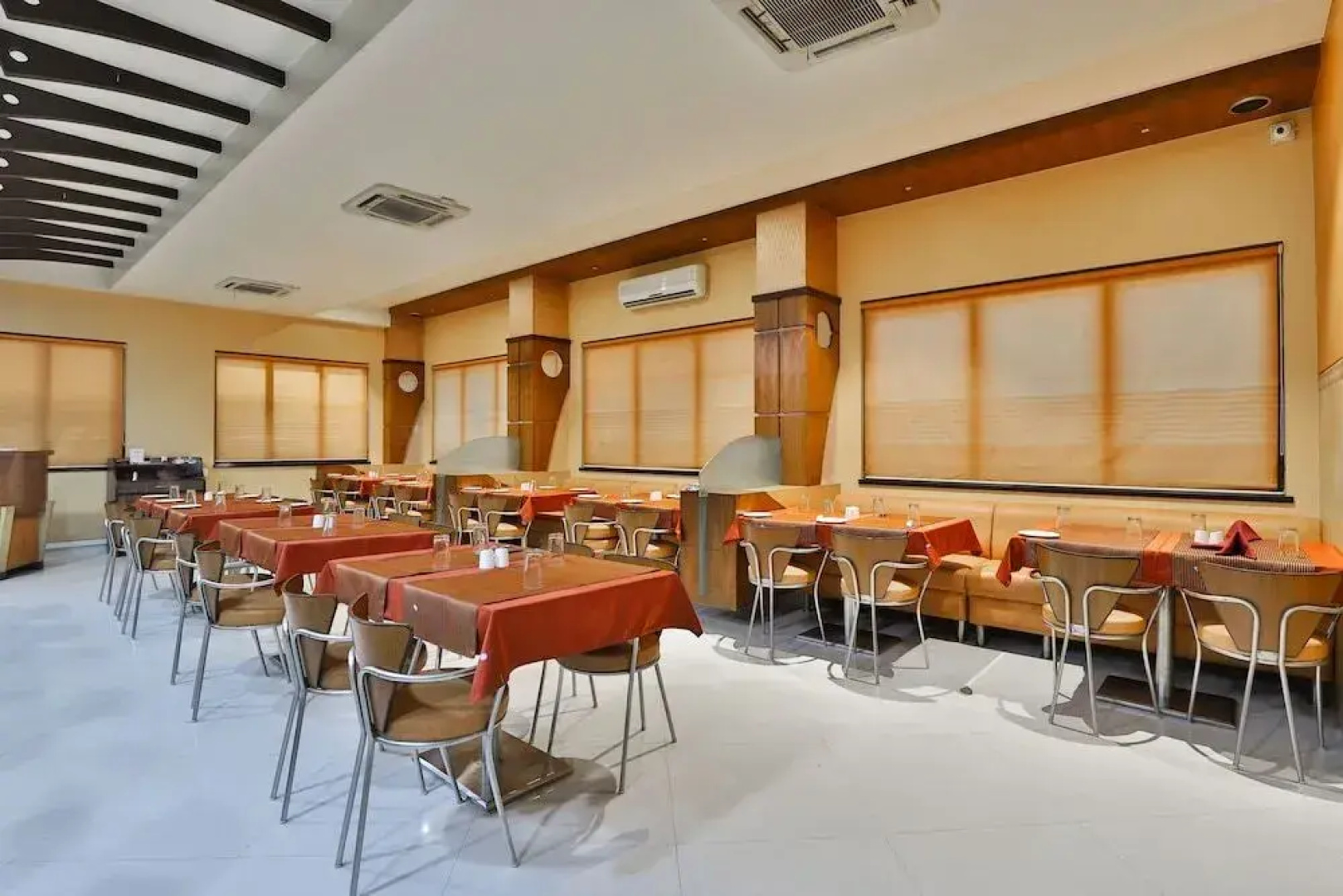 Hotel Galaxy Residency by OYO Rooms