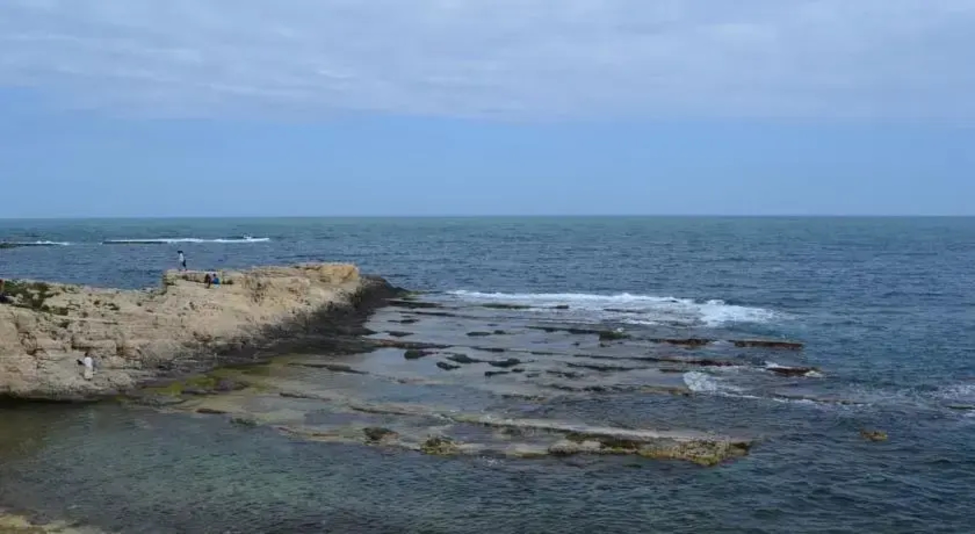 Dentro il mare a un passo dallEtna