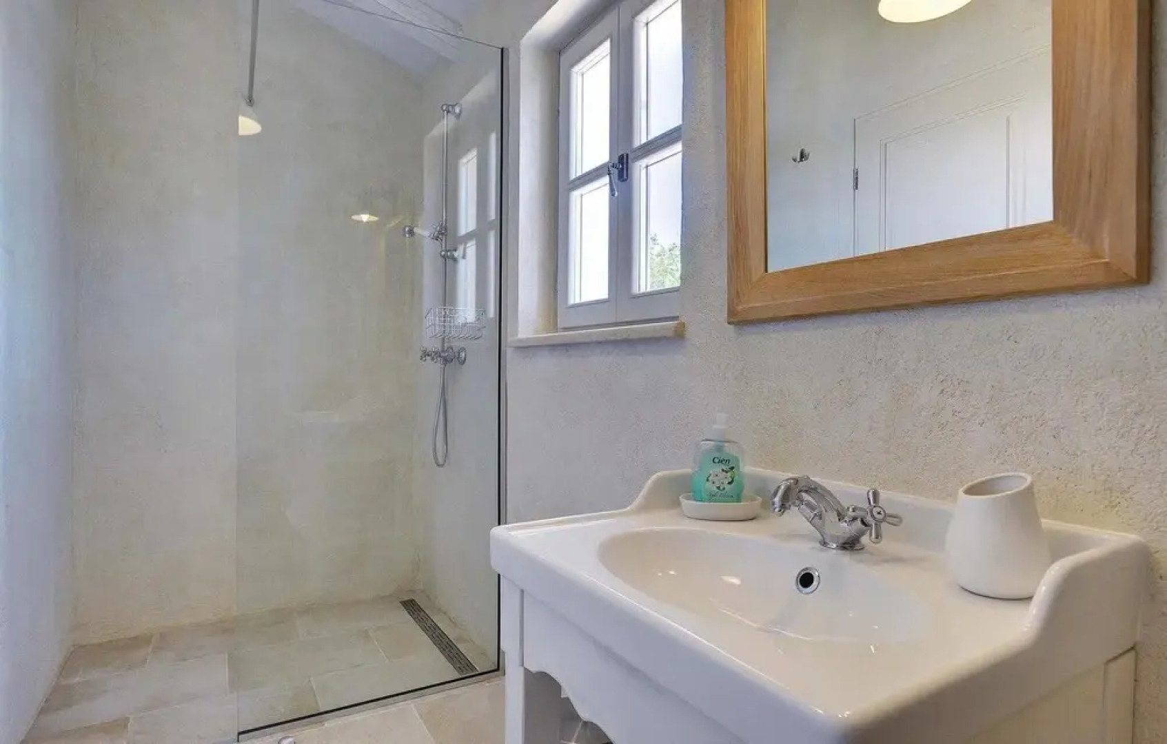 Nice Home in Fazana With Sauna, Wifi and 4 Bedrooms