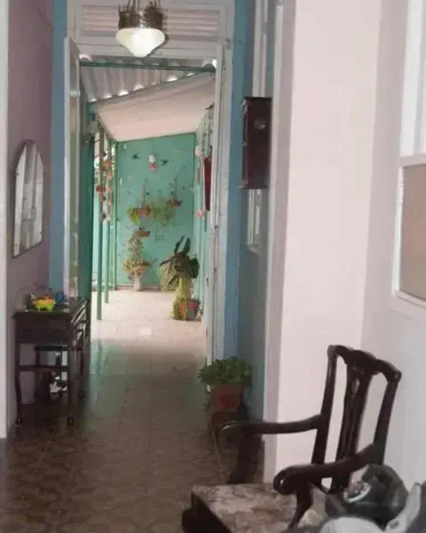 Leidys and Friends Rooms