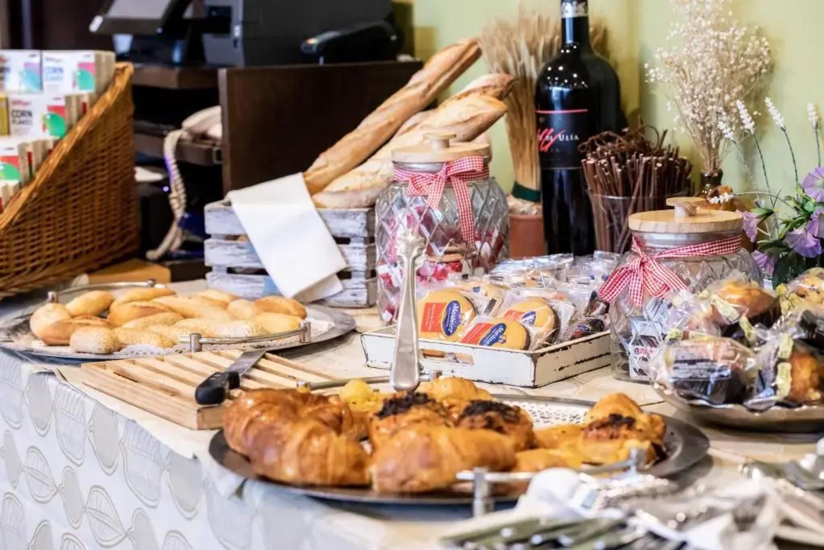 HQ La Galeria Hotel-Restaurante