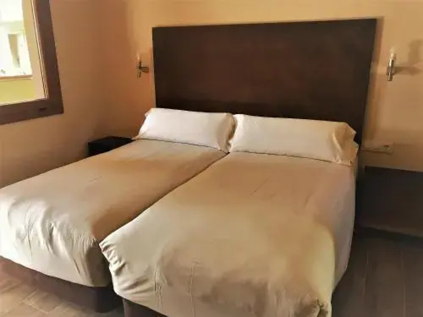 Chillout Hotel Tres Mares