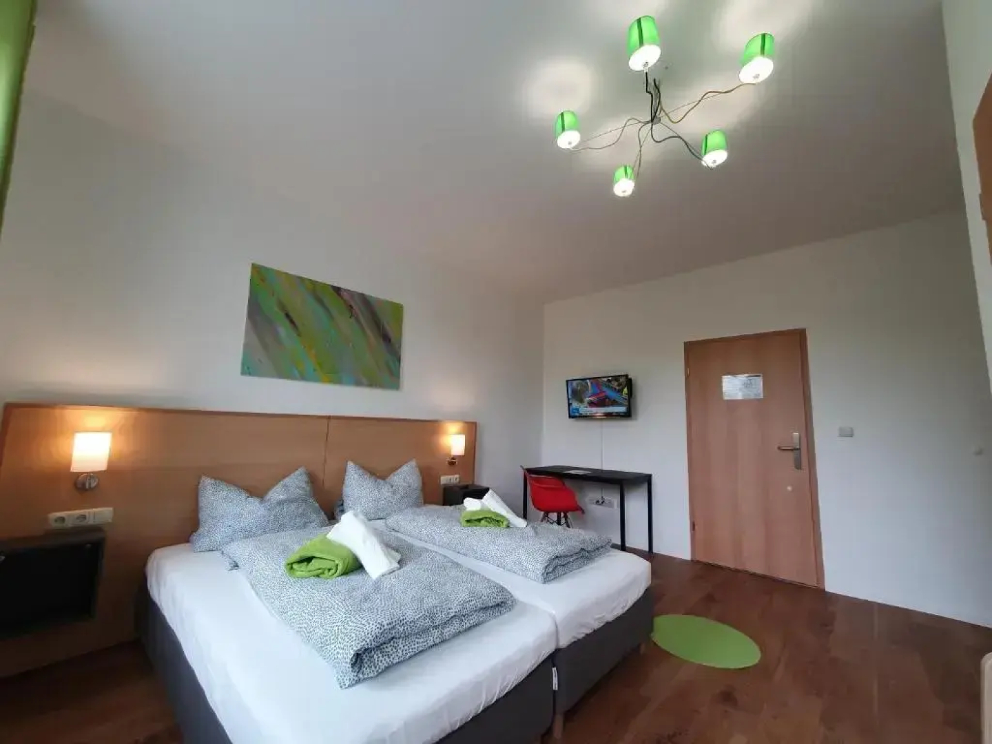 Garni Hotel Biebertal am Milseburgradweg