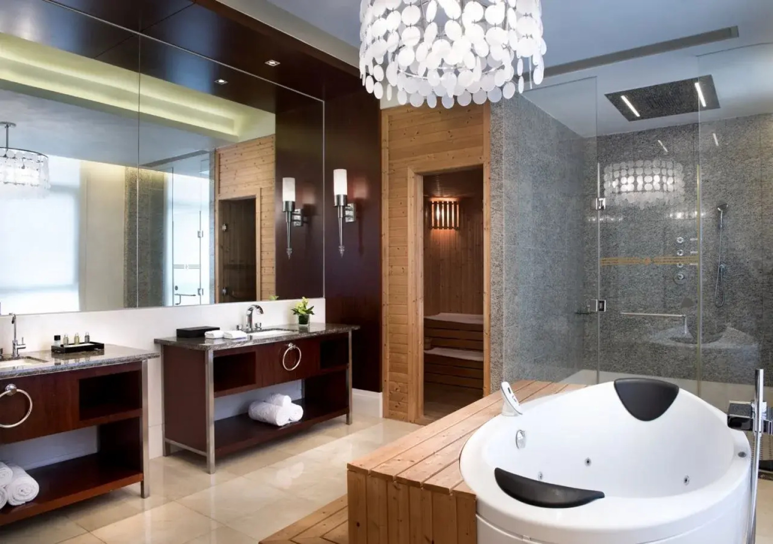 Jinji Lake Grand Hotel