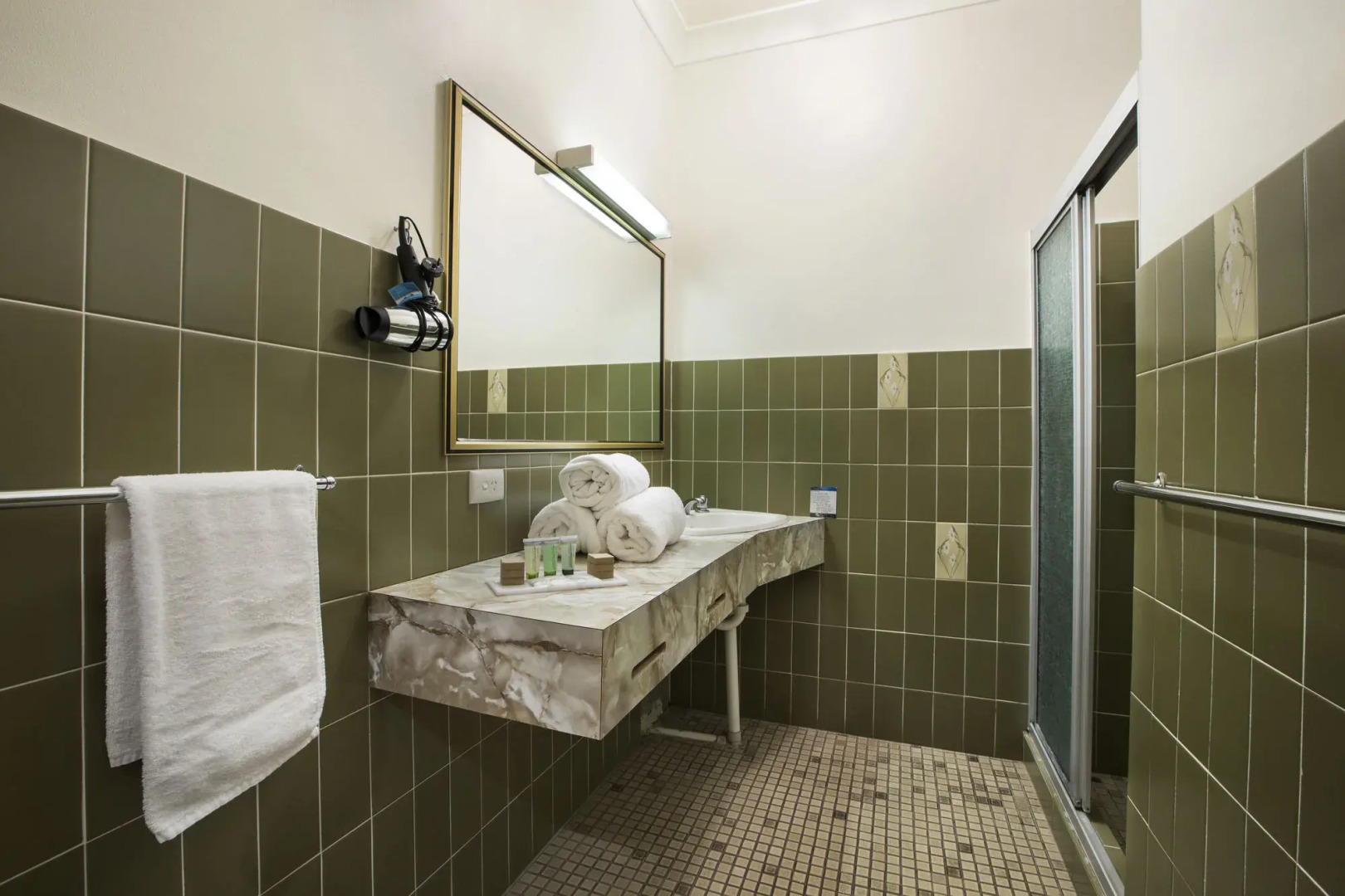 Nightcap at Archer Hotel