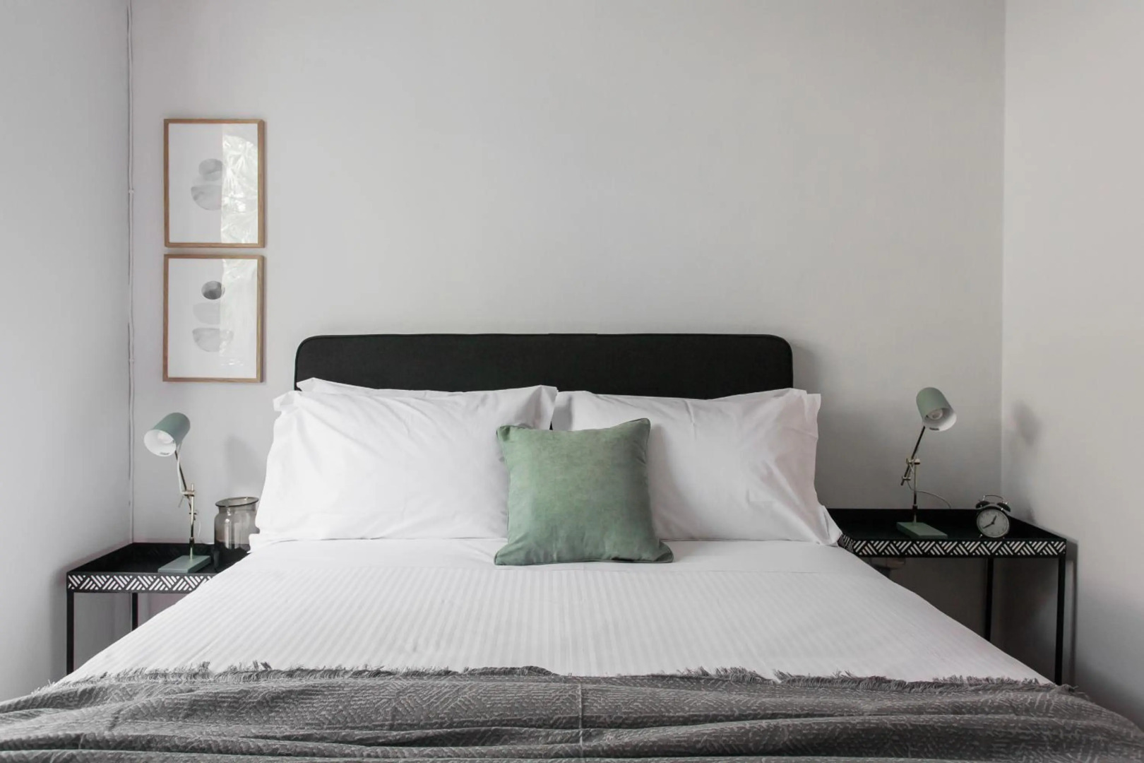 Pleasant 2BR Apartment near HELEXPO by UPSTREET