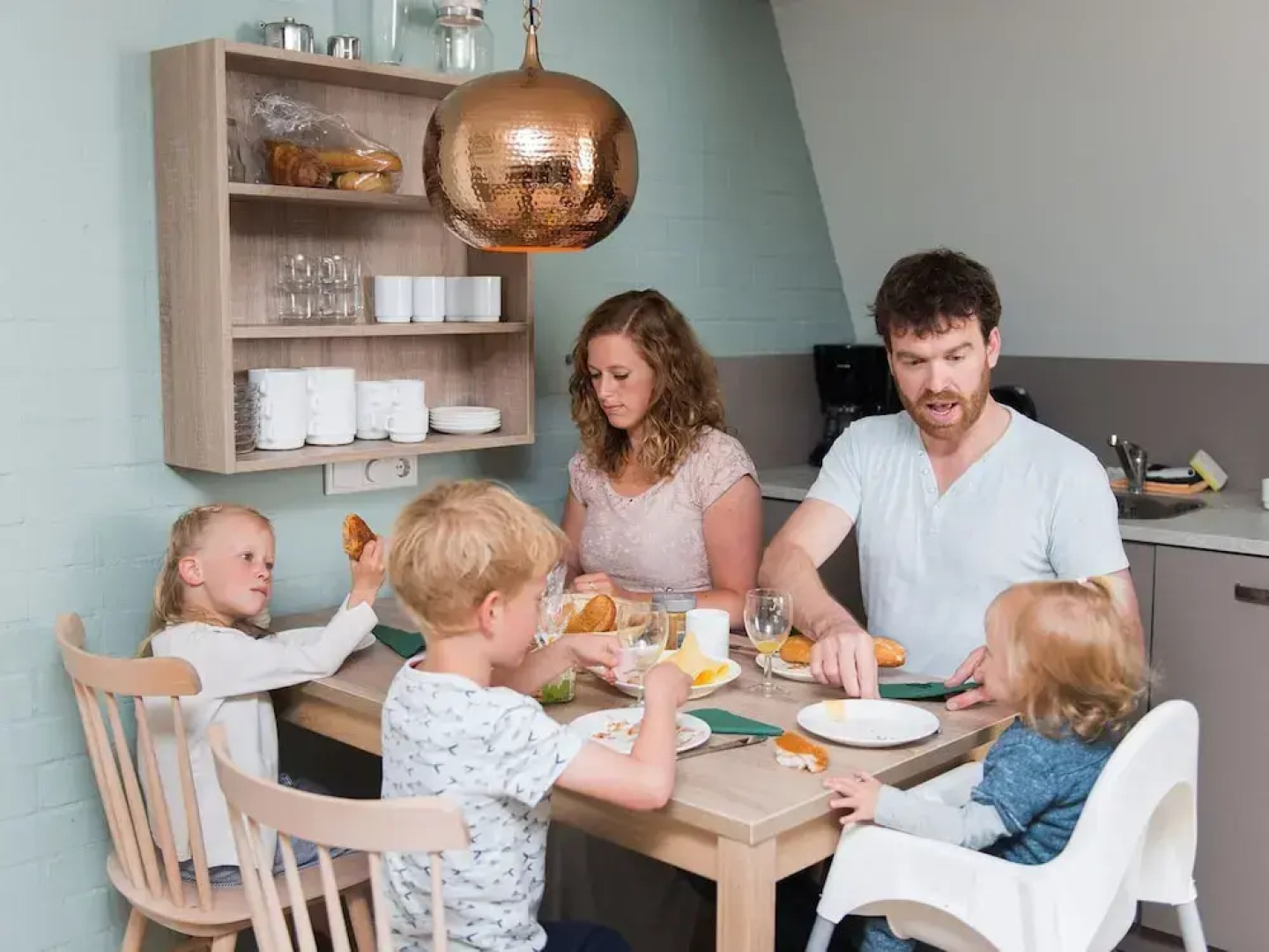 Forest-edge Family Bungalow