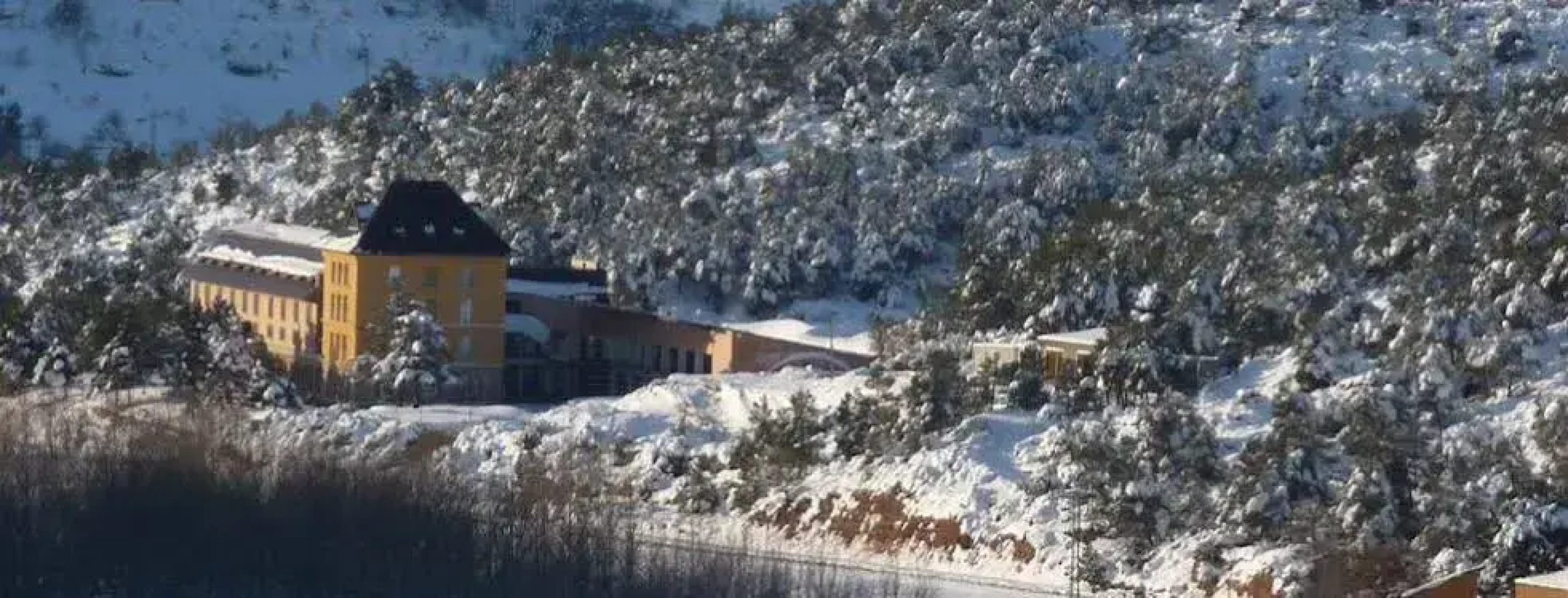 Hostal Antic Balneari De Rocallaura