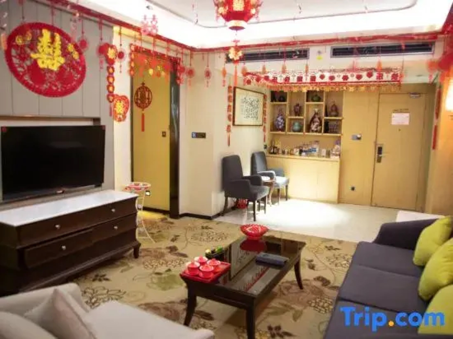 Kaiyuan Zhongzhou International Hotel