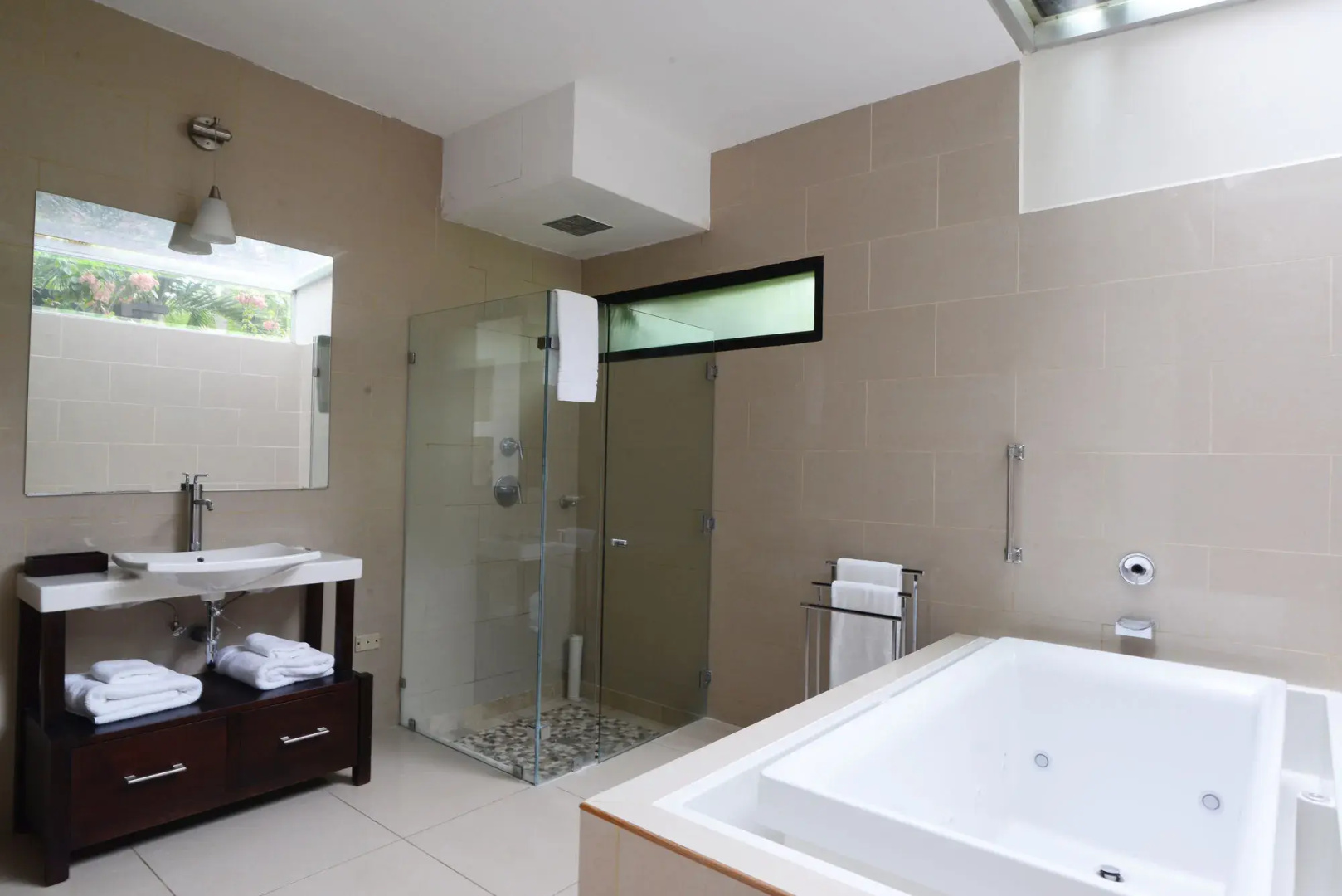 Hotel Contempo