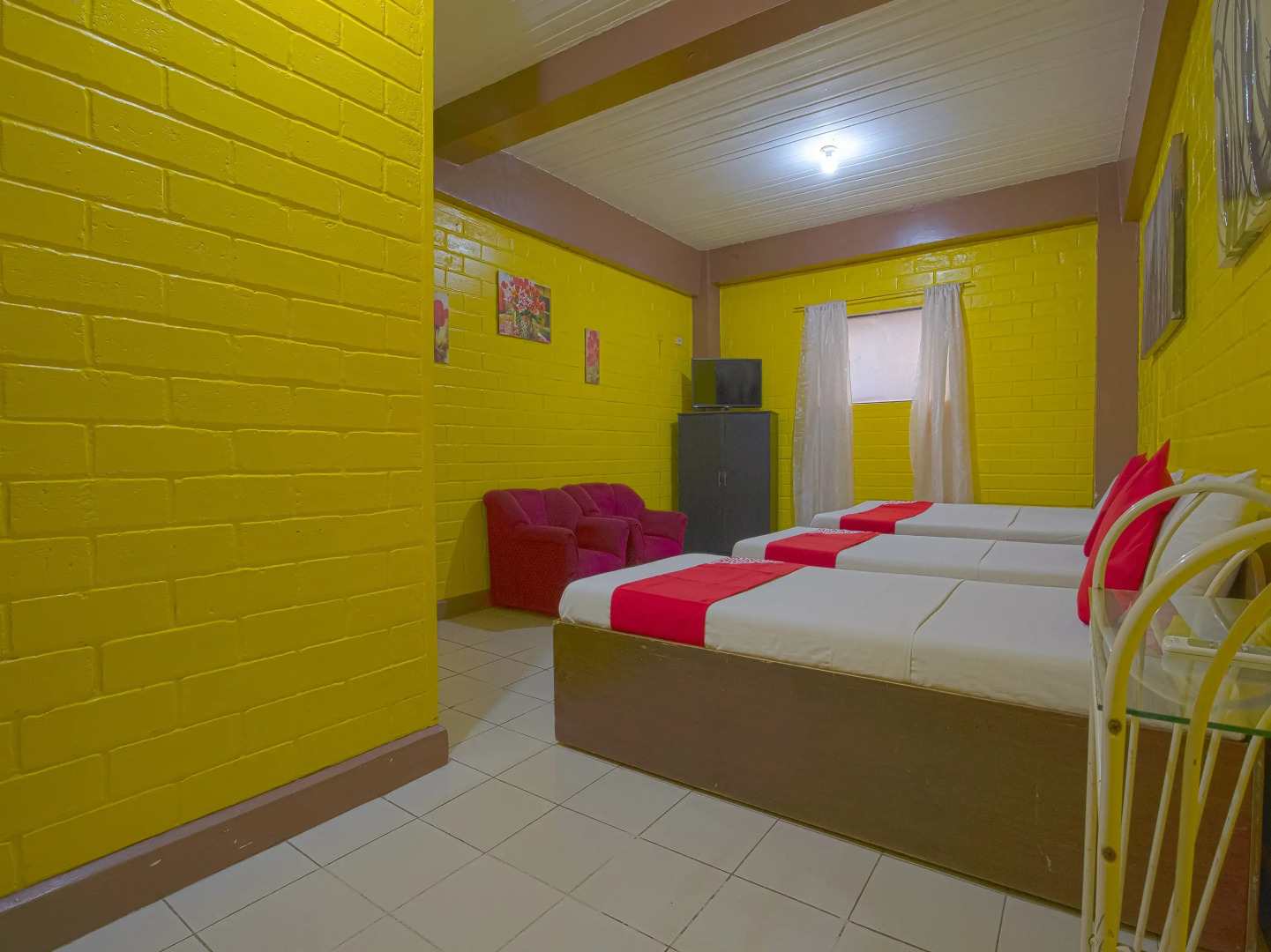 La Maria Pension And Tourist Inn Hotel