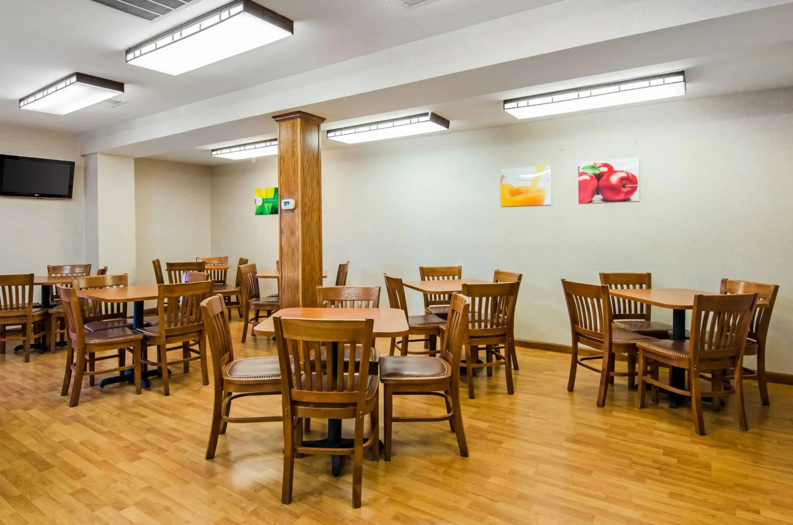 Quality Inn Summersville - New River Area