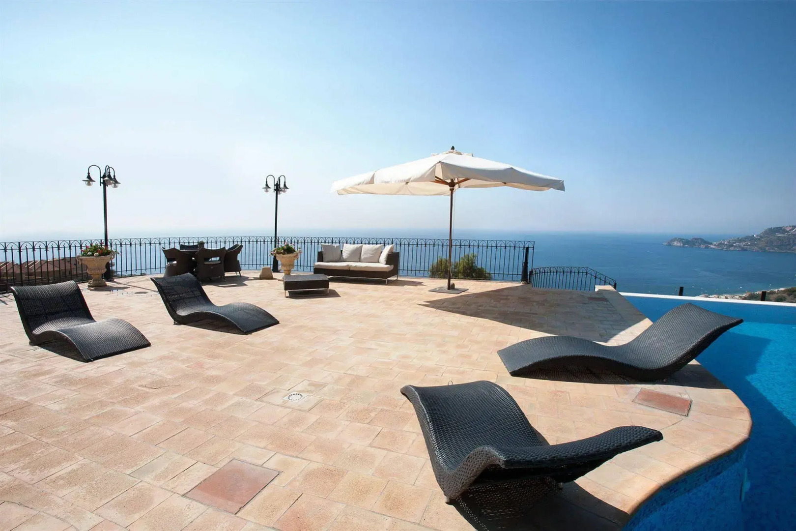 Villa Finù, balcone di Goethe B&B