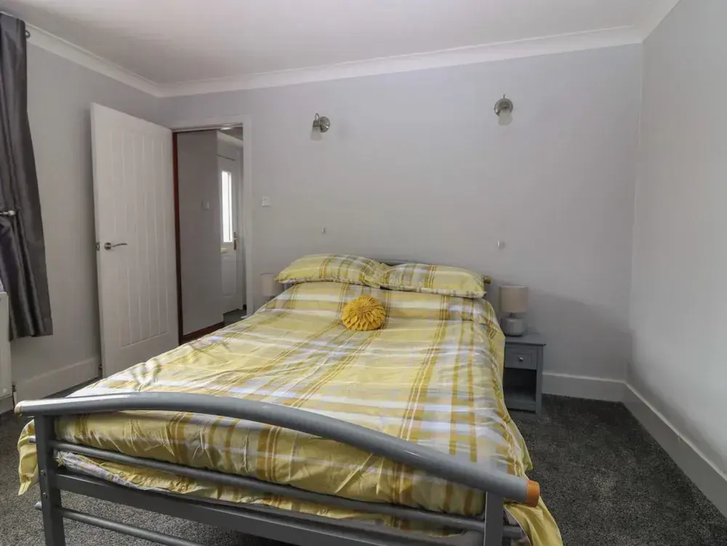 Bella's Beach Cottage