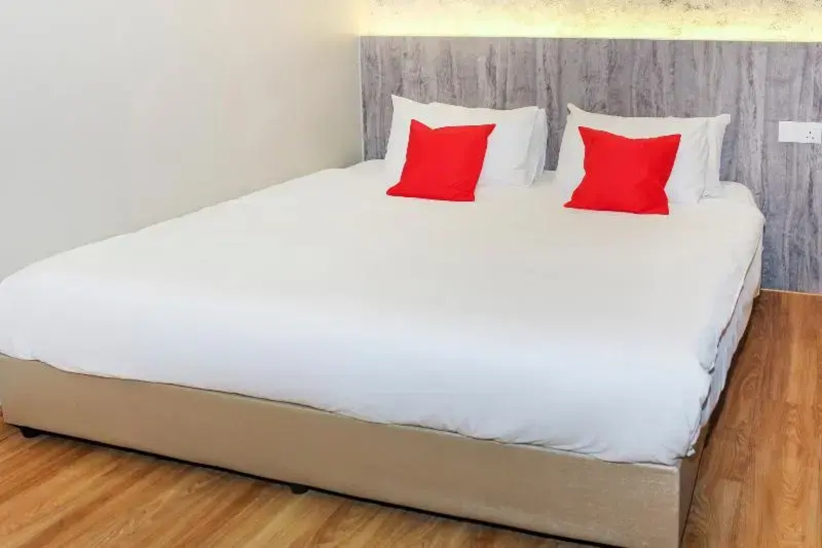 OYO 90020 Amoris Grand Event Space