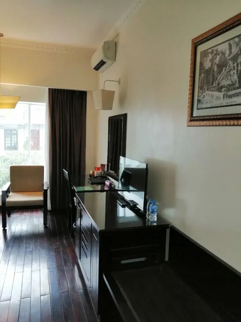 White Palace Thai Binh Hotel 1