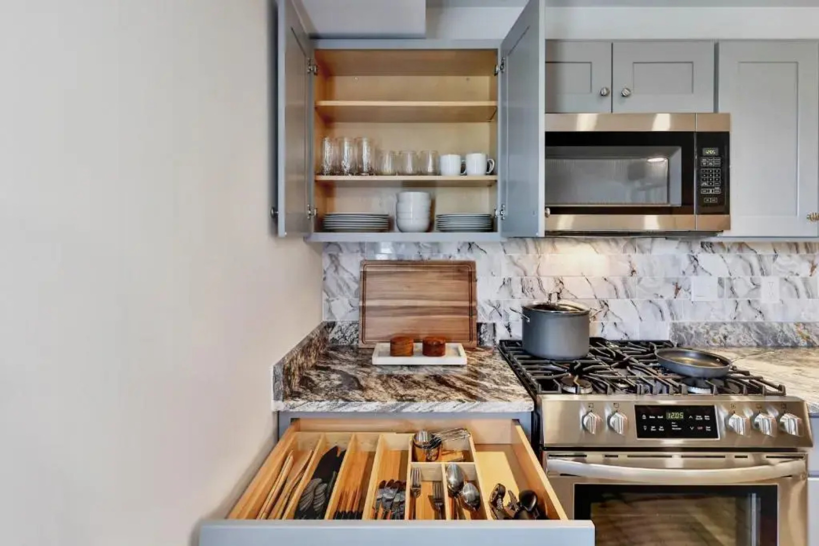 Hyatus at City Views